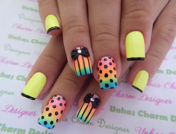 Polka Dot Nail Art Designs